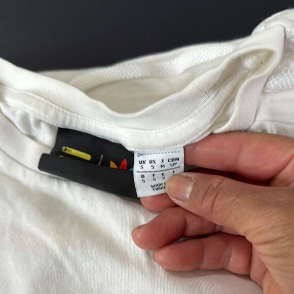 Pharrell Williams Adidas White T-Shirt HU Infinite Species - Picture 8 of 8